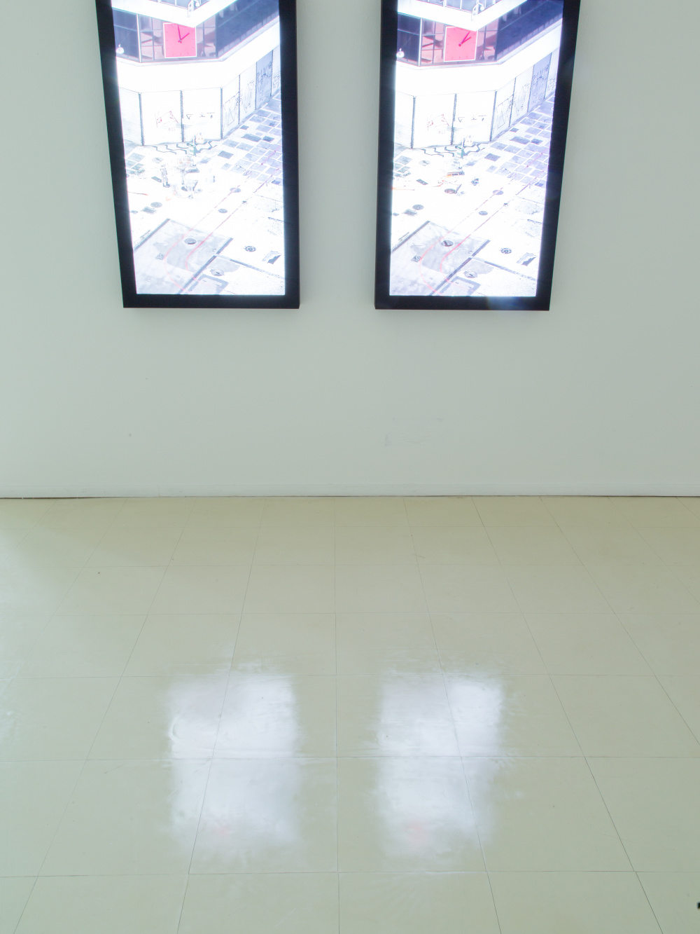 Installationsansicht, Stadtgalerie Saarbrücken, Gianfranco Foschino, Moris, 2015, Foto: Kuschnir Installationsansicht, Stadtgalerie Saarbrücken, Gianfranco Foschino, Moris, 2015, Foto: Kuschnir