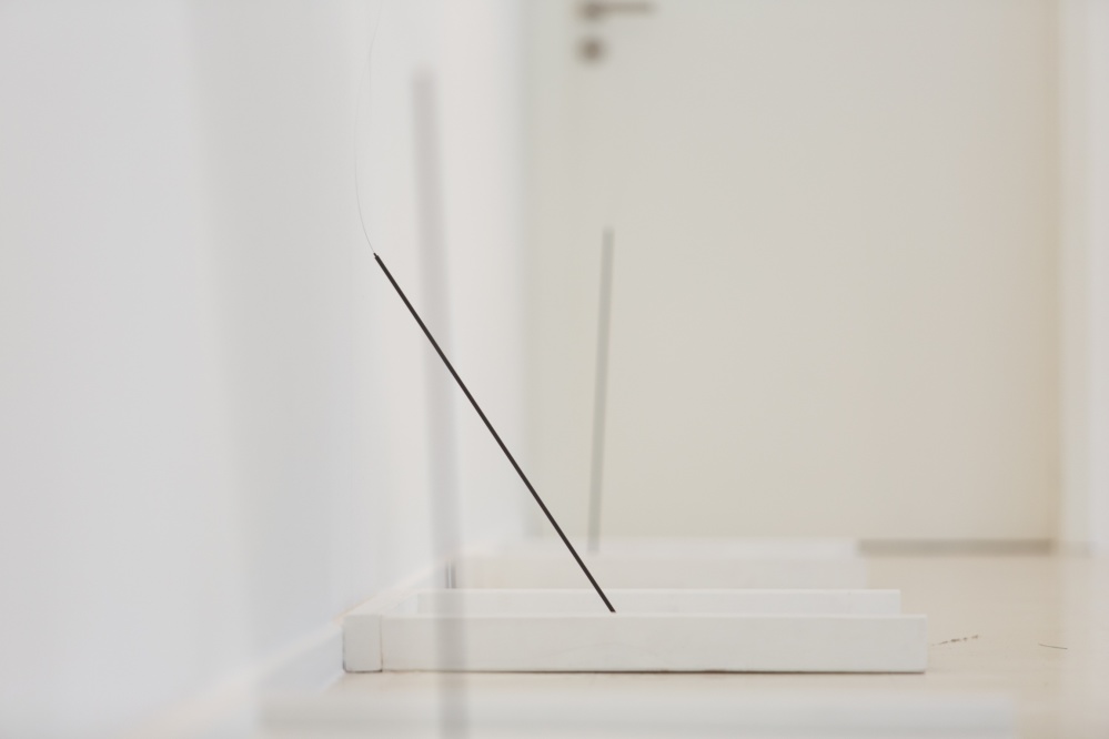 Max Eastley, Rotations 3, 2016, Installationsansicht Stadtgalerie Saarbrücken, Foto: Anton Minayev Installationsansicht Two Measures Of Time