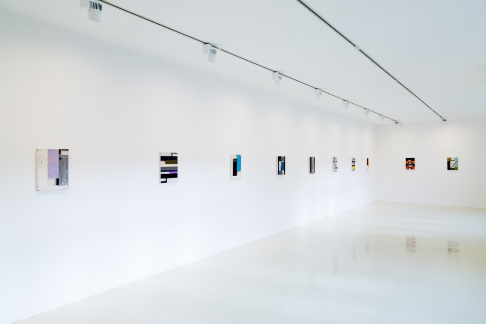 Jost Münster, Cavu-Serie, 2017, 42 x 30 cm, Installationsansicht Stadtgalerie Saarbrücken, Foto Anton Minayev Jost Münster, Cavu-Serie, 2017, 42 x 30 cm, Installationsansicht Stadtgalerie Saarbrücken, Foto Anton Minayev