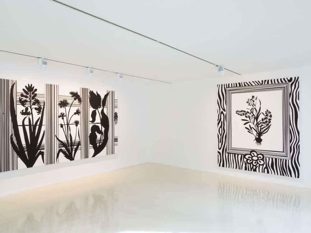 Paul Morrison, Black Grass, Installationsansicht Stadtgalerie Saarbrücken, Foto Anton Minayev Paul Morrison, Black Grass, Installationsansicht Stadtgalerie Saarbrücken, Foto Anton Minayev