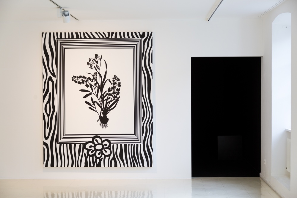 Paul Morrison, Black Grass, Installationsansicht Stadtgalerie Saarbrücken, Foto Anton Minayev Paul Morrison, Black Grass, Installationsansicht Stadtgalerie Saarbrücken, Foto Anton Minayev
