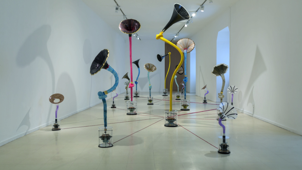 Douglas Henderson, SUMMER OF LOVE, Klanginstallation, 2015, Installationssicht, Stadtgalerie Saarbrücken, 2020 Klangkunst