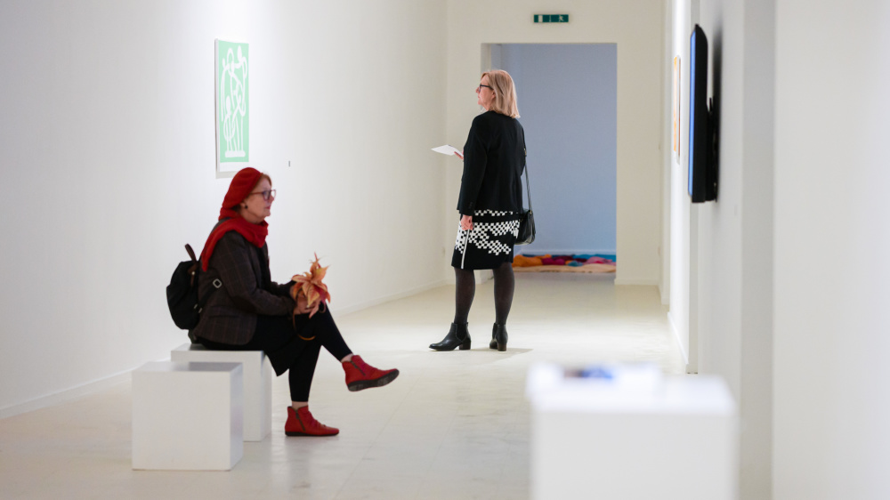 Ausstellungsansicht Our House is on Fire Ausstellungsansicht Our House is on Fire